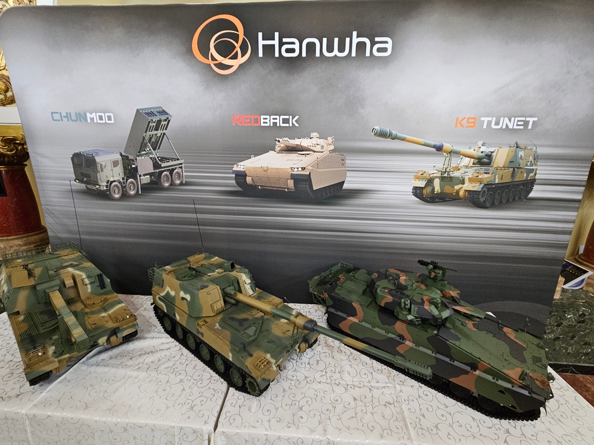 Hanwha își deschide filială în România pentru a livra vehicule armatei naționale