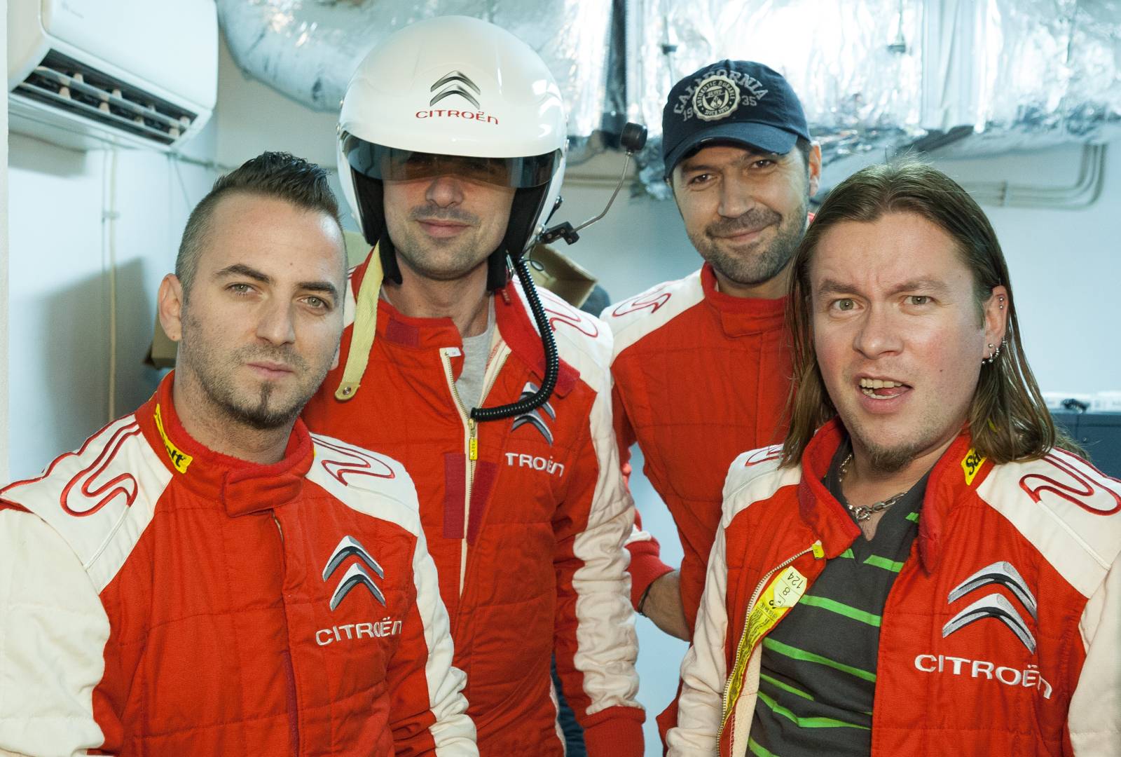 Vunk Garaj Europa FM 1 of 1