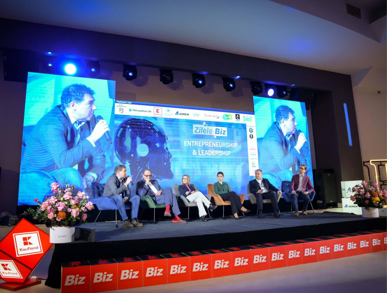 Zilele Biz 2024: Cum abordează liderii de business din România provocările unei lumi în continuă tra...
