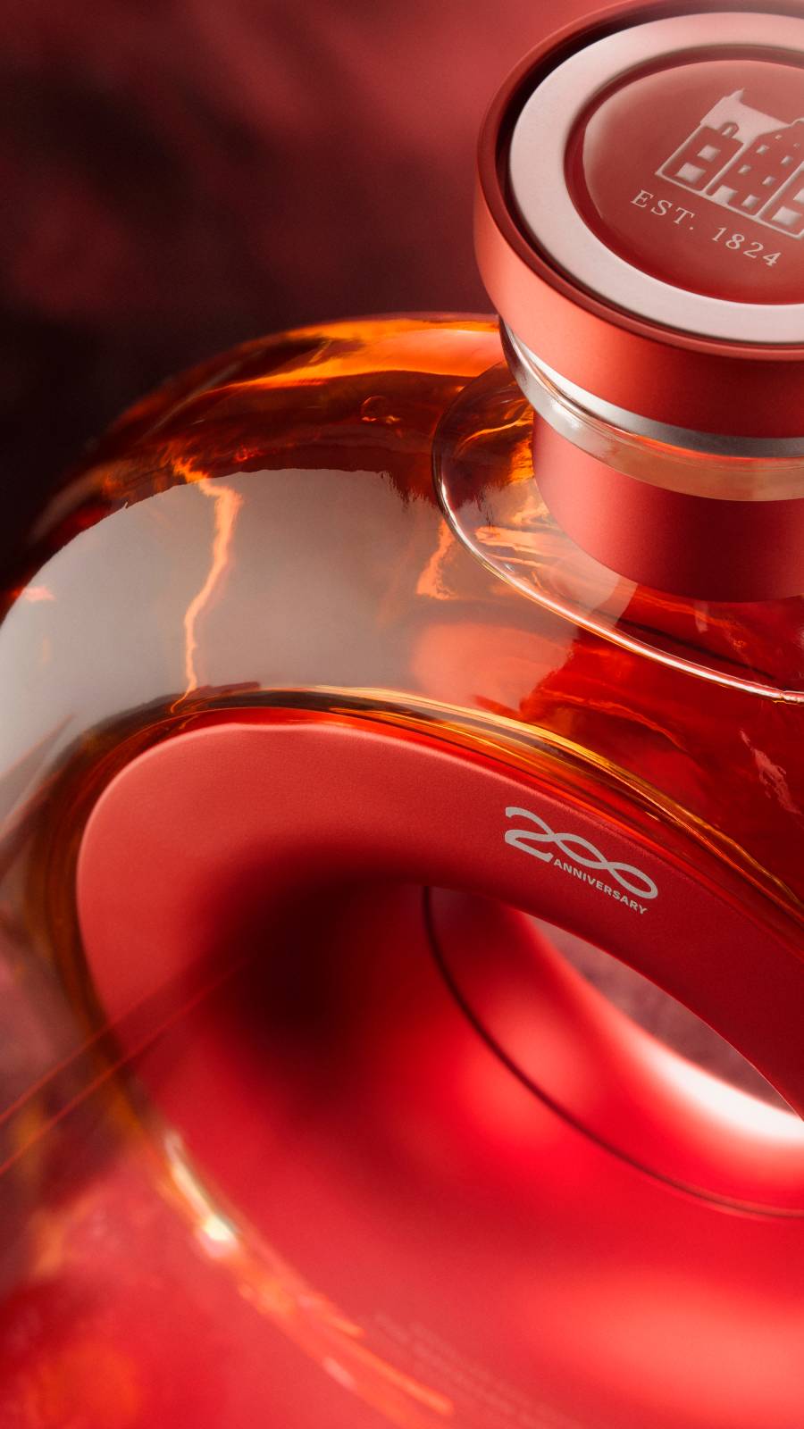 MAC 2024 TIMESPACE StillLife TopAngleBottle 9x16 digital 150dpi