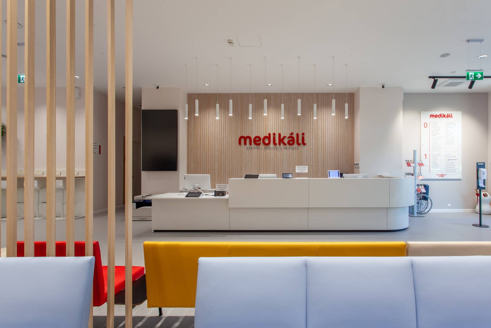 pastel devine partenerul de comunicare al clinicii Medikali