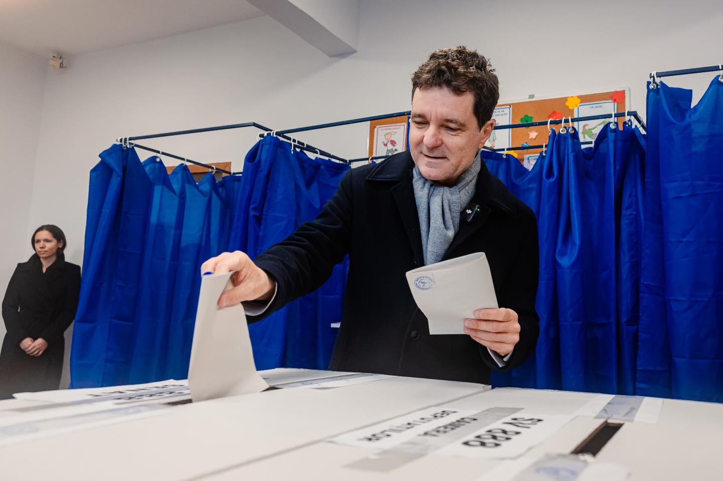 Nicușor Dan candidează la alegerile prezidențiale din 2025