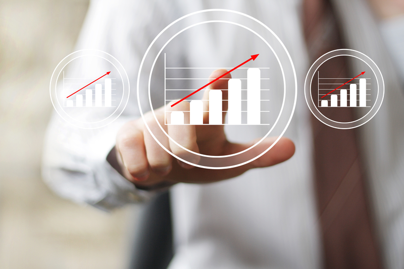 PwC: Investitorii, optimiști în privința economiei globale în 2025