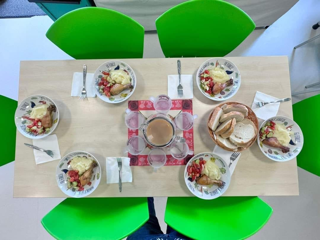 Herbalife Family Foundation donează peste 1 milion de dolari pentru programe de nutriție a sute de mii de copii defavorizați 1 Herbalife Family Foundation donează peste 1 milion de dolari