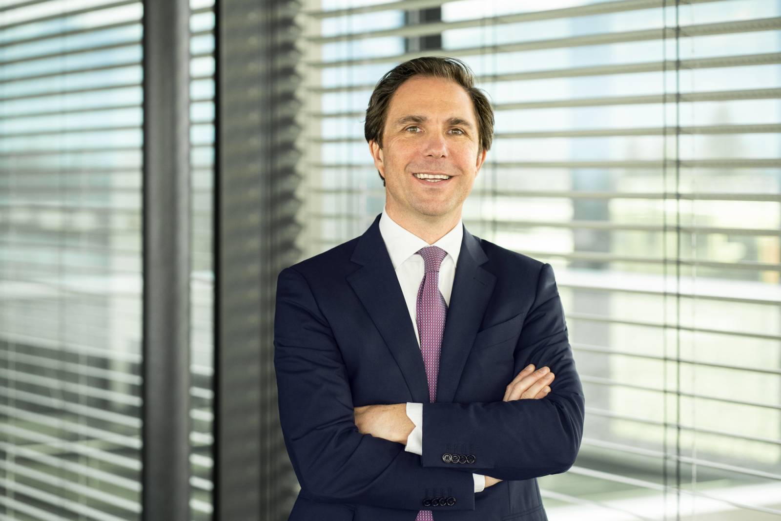 5 Wolfram Senger Weiss