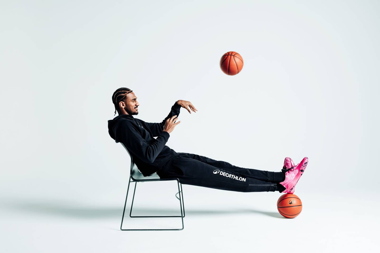 Un nou superstar NBA primește echipament exclusiv Decathlon