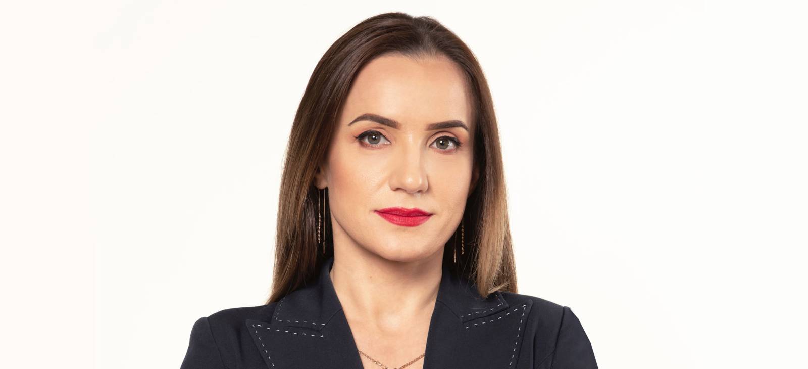 Mariana Garștea, Sixense România