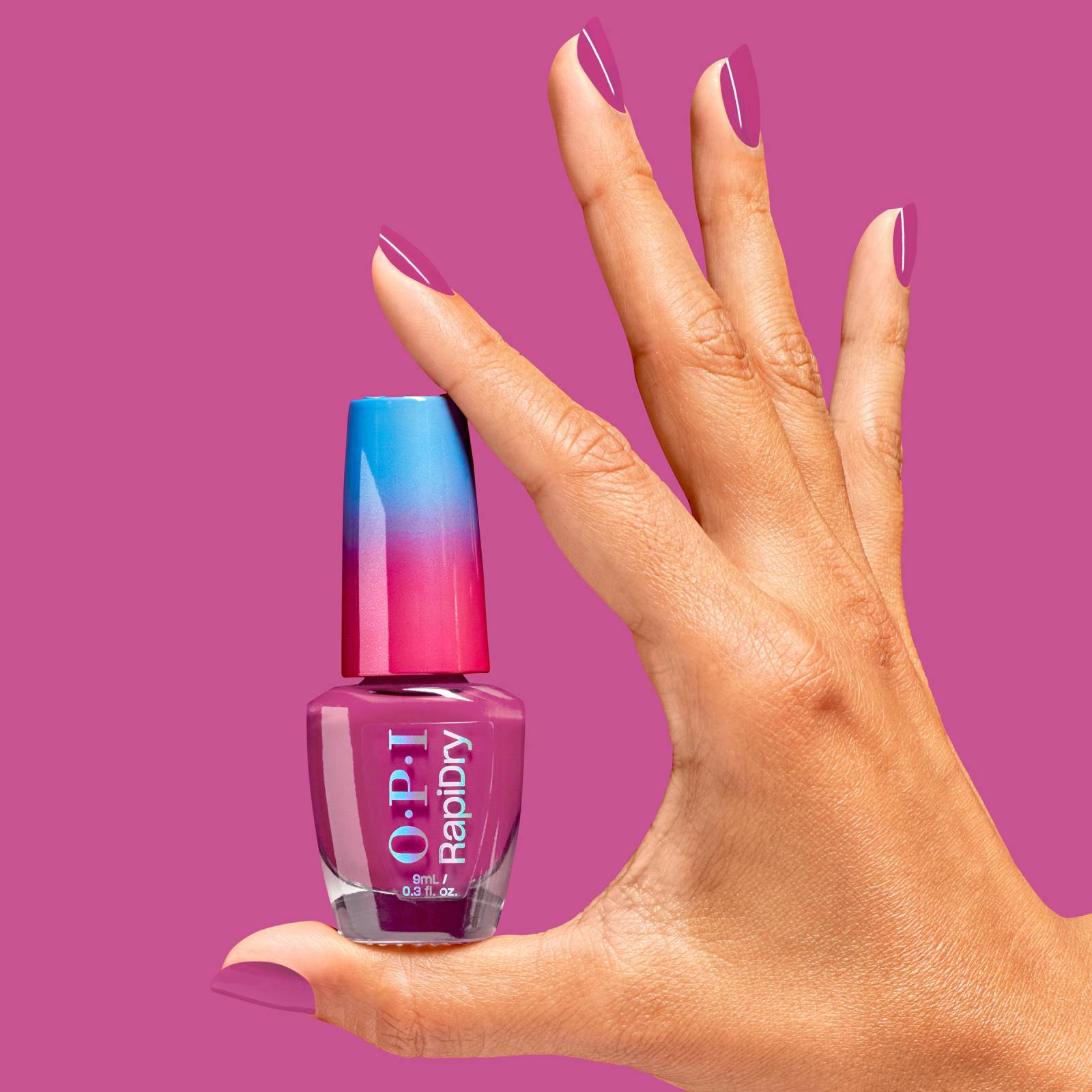 OPI lansează NOUA ojă cu uscare rapidă RapiDryTM