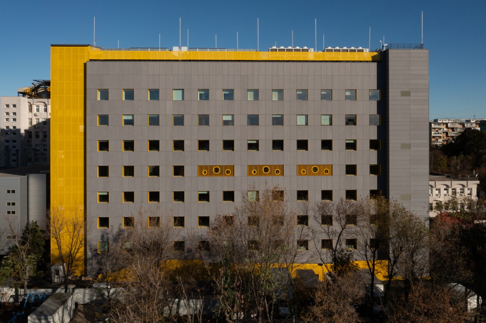 Peste 3.500 de pacienți au fost tratați într-un an în noul spital construit de Dăruiește Viață la Ma...