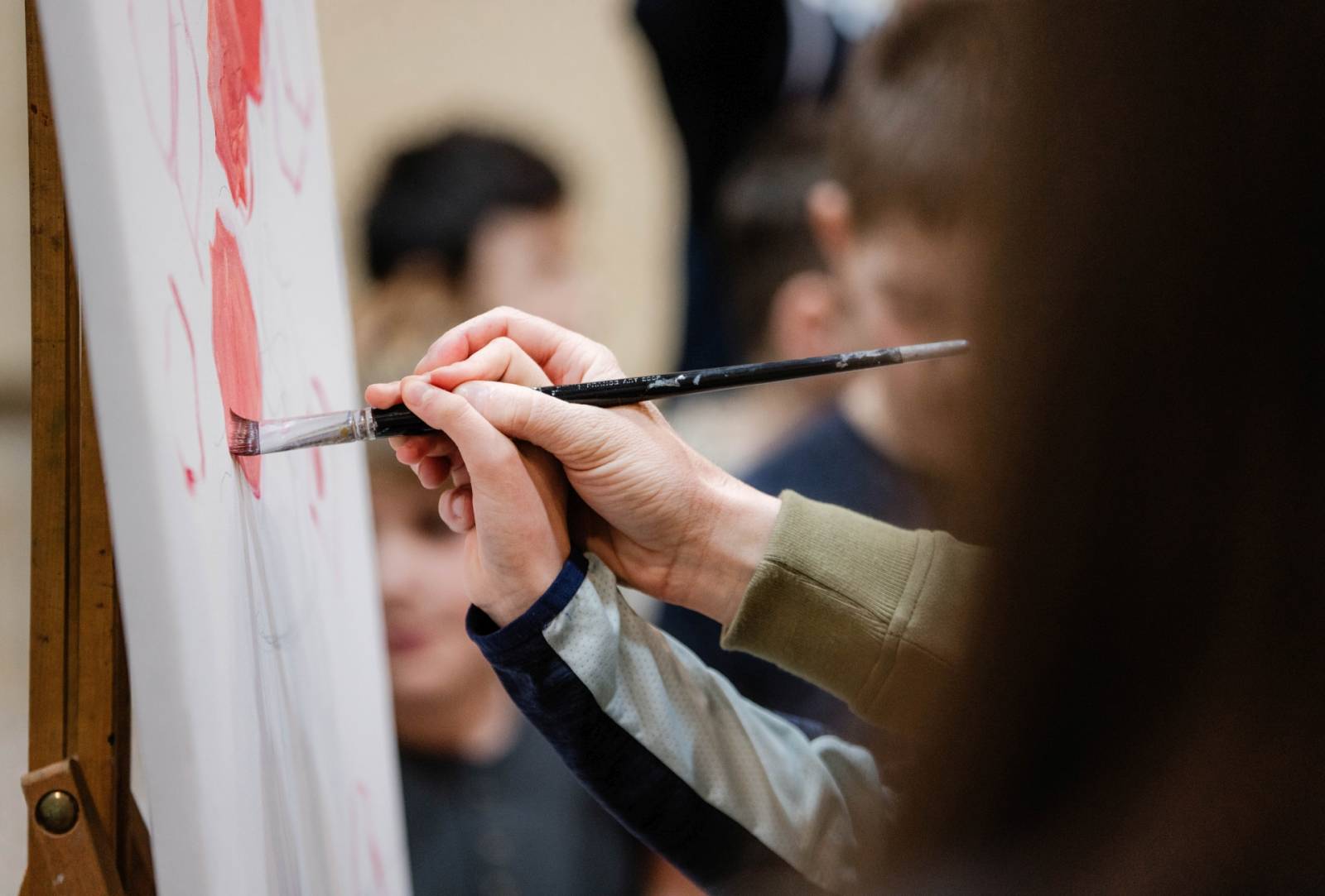 De Ziua Educației Financiare, ArtFinEdu oferă educație financiară prin artă
