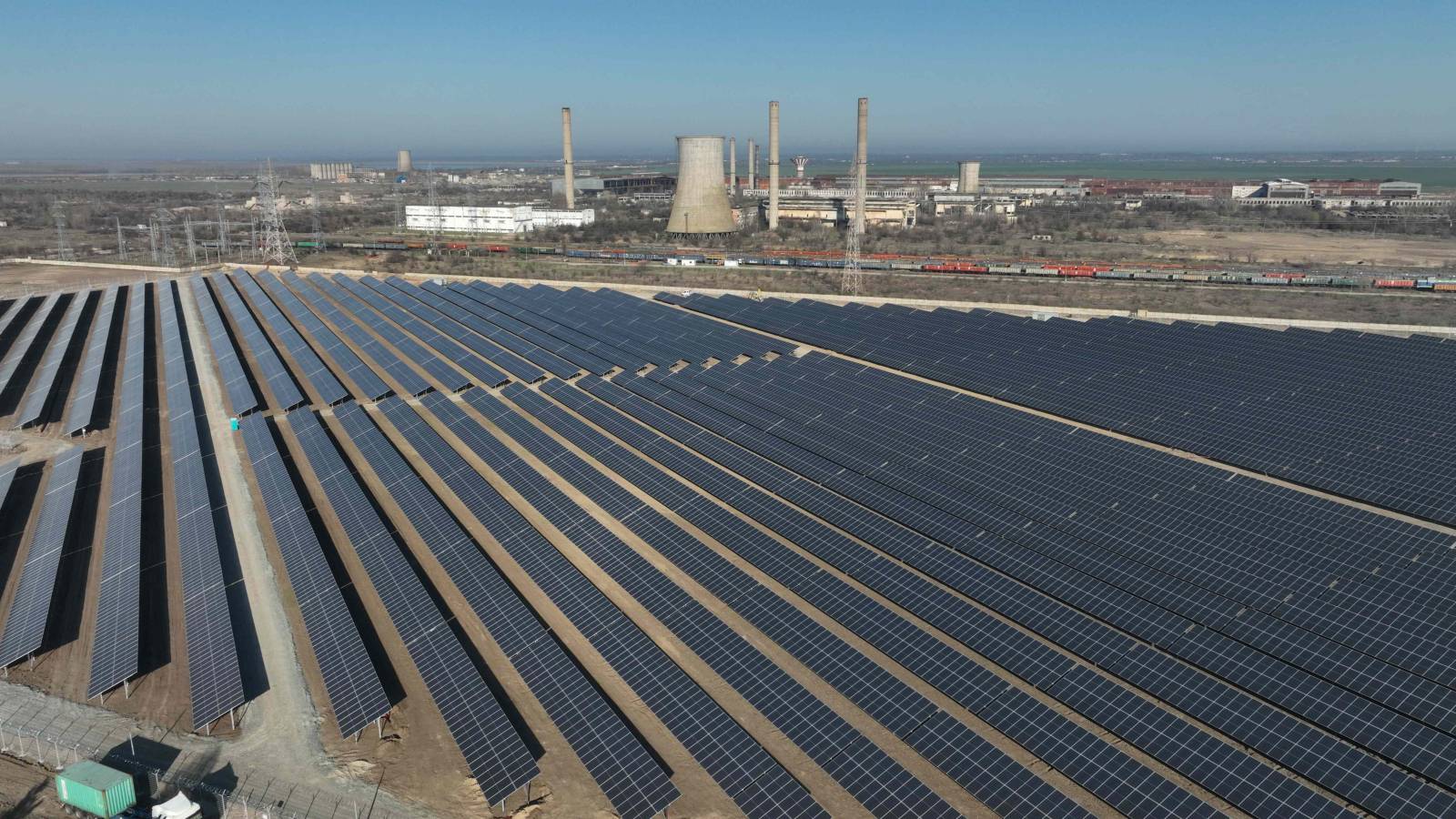 TenarisSilcotub finalizează construcția unui parc fotovoltaic de 20 de MW, pentru oțelăria electrică...