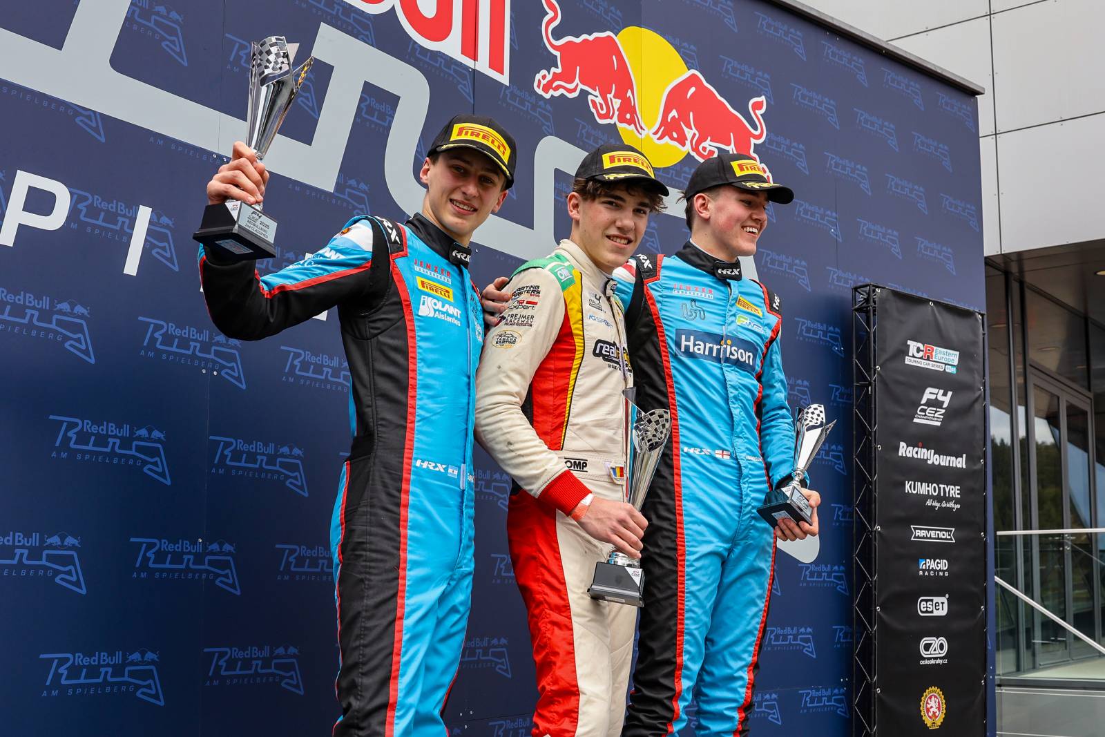 Luca Viișoreanu, prima victorie în Formula 4