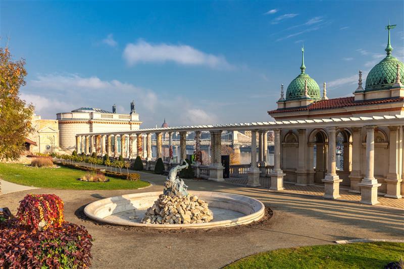 Aproape 18 Milioane De Turiﾈ冲i Au Ales Ungaria ﾃｮn 2024 Revista Biz