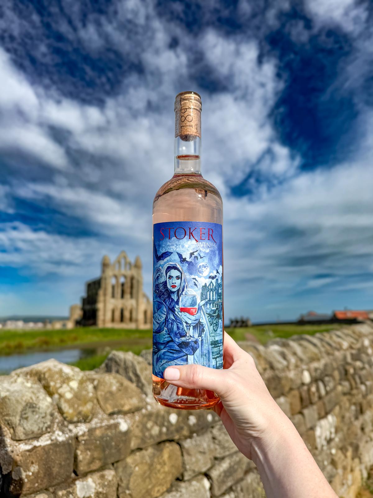 Stoker Wines și SERVE lansează „The Bride”, un omagiu adus vinurilor autohtone
