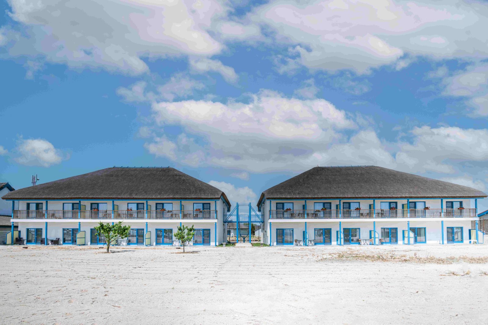 2 Exterior Vila 1 si 2 gura portitei