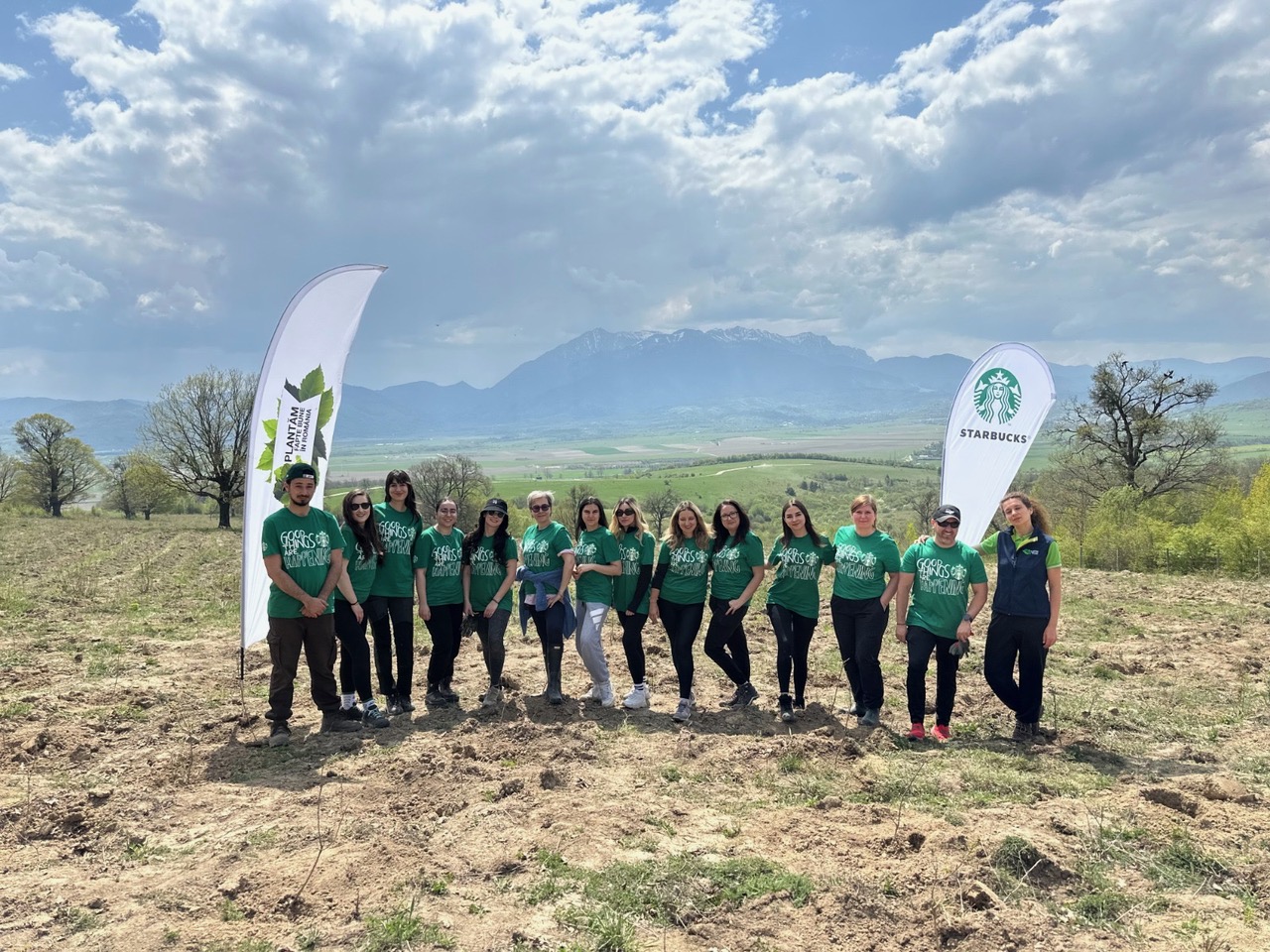 Starbucks x Plantăm Fapte Bune – Împreună pentru un viitor mai verde