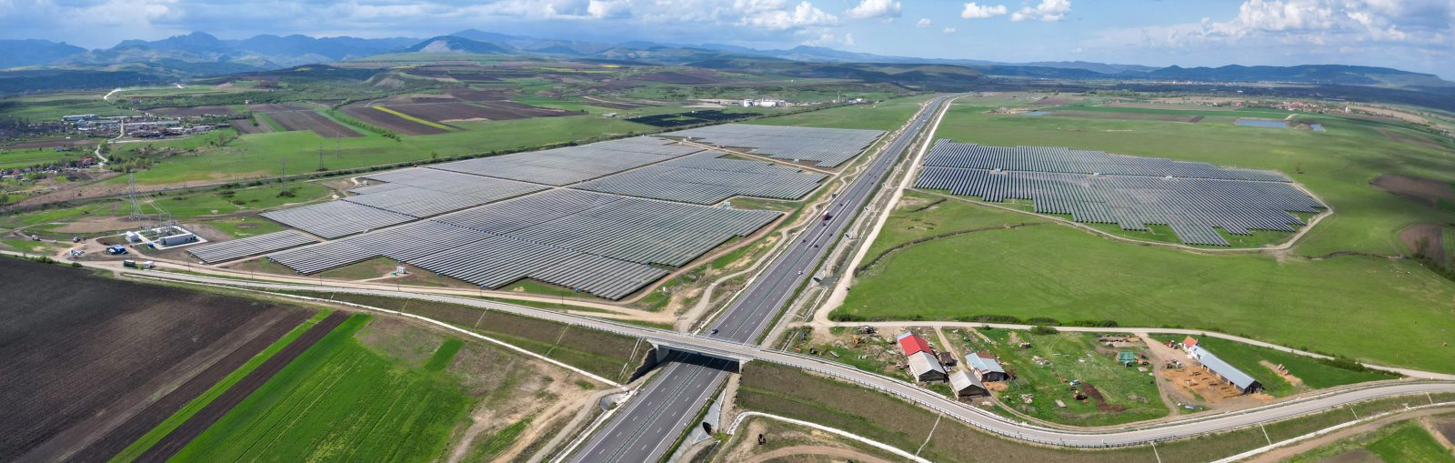Eurowind Energy investește 174,8 mil. euro în cel mai mare parc fotovoltaic al companiei din România