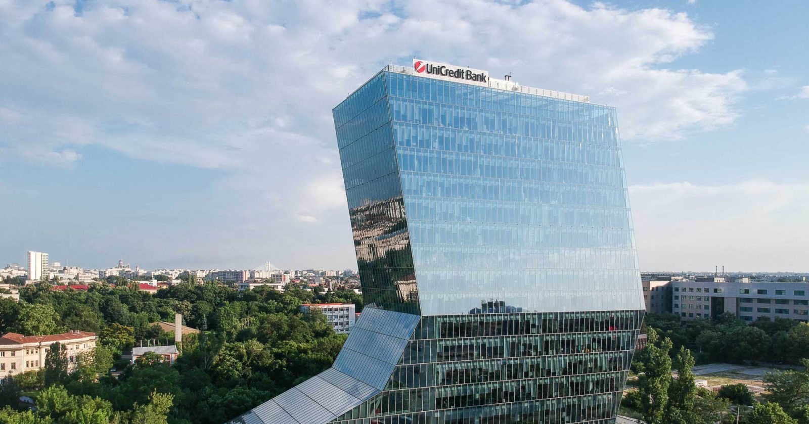 sediu UniCredit Bank