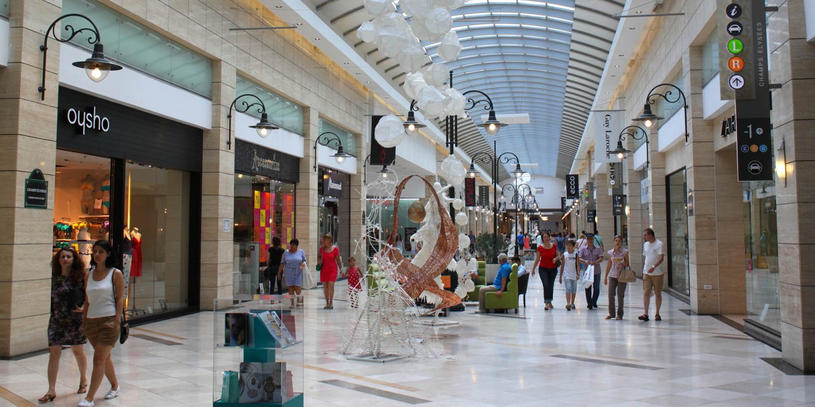 retail mall