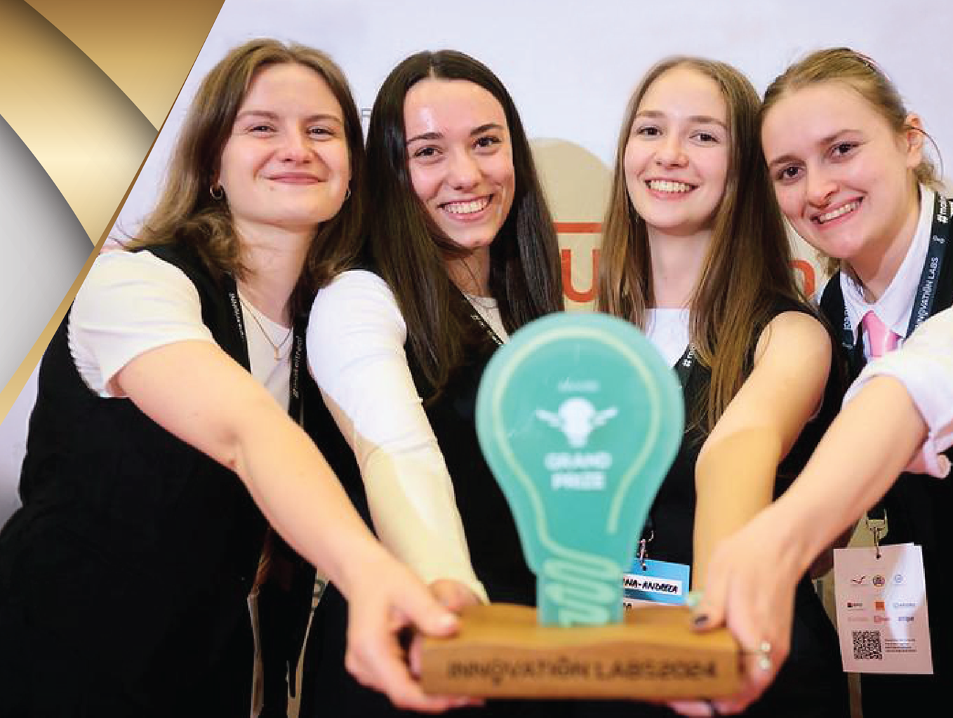 Patru studente au creat o brățară ce transformă muzica în vibrații pentru persoanele cu deficiențe d...