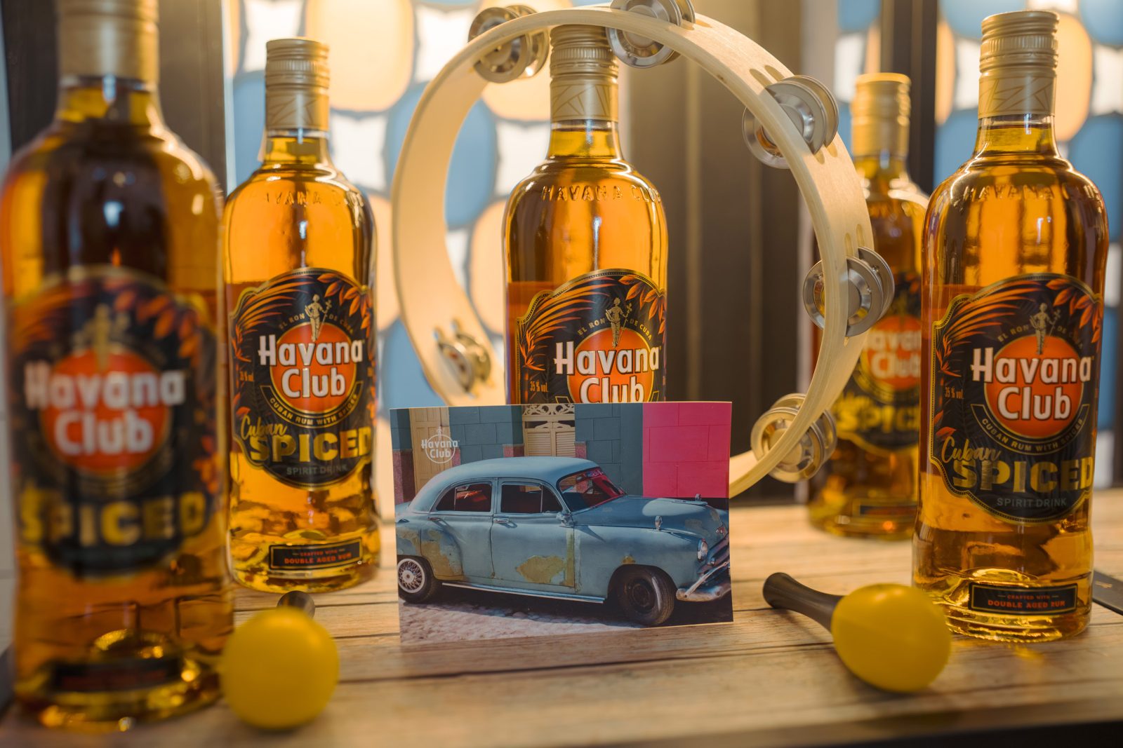 Ritm, culoare și experiențe tropicale: Highlight Group și Pernod