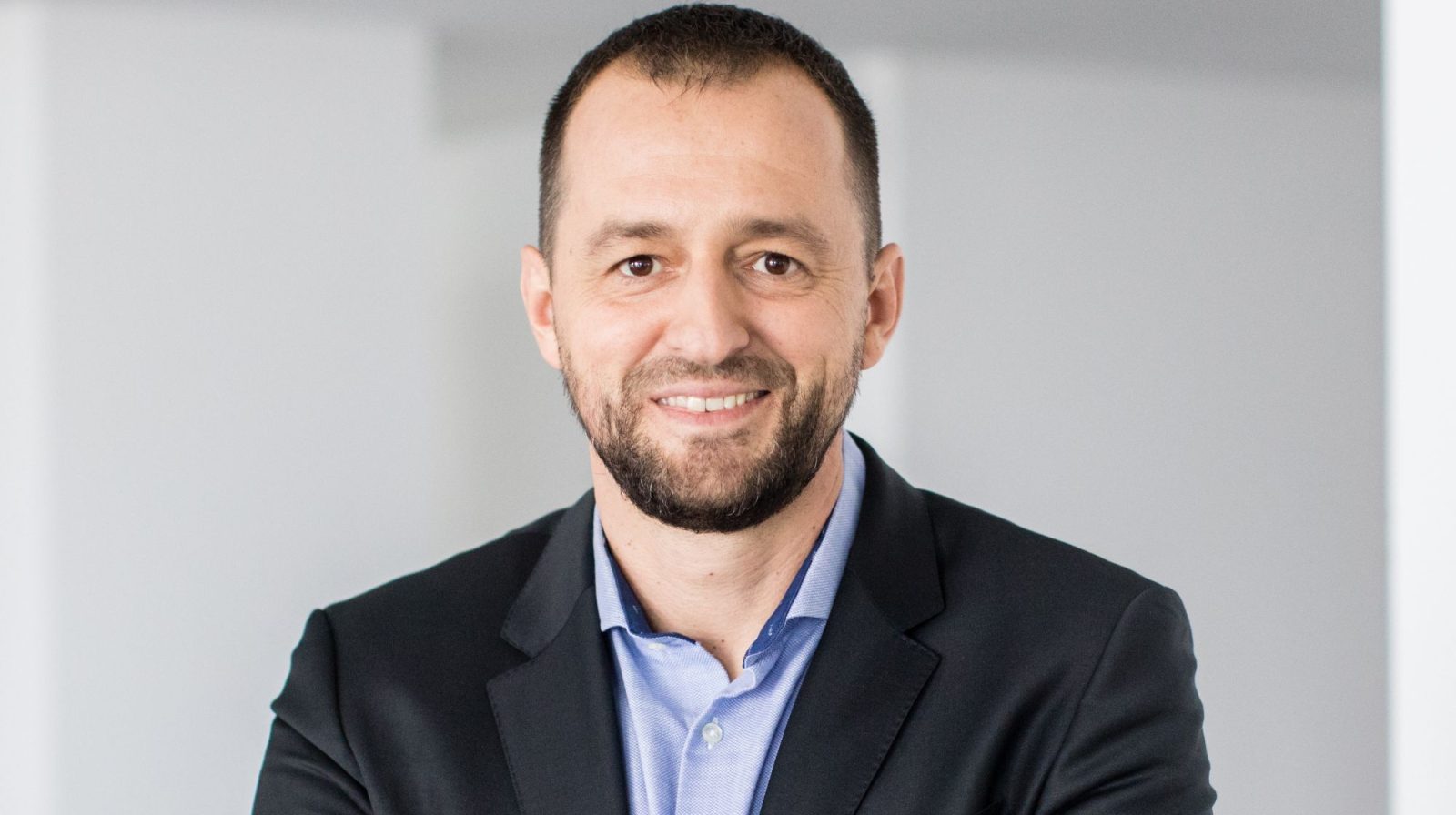 Raiffeisen Bank lansează cardul de credit 100% digital