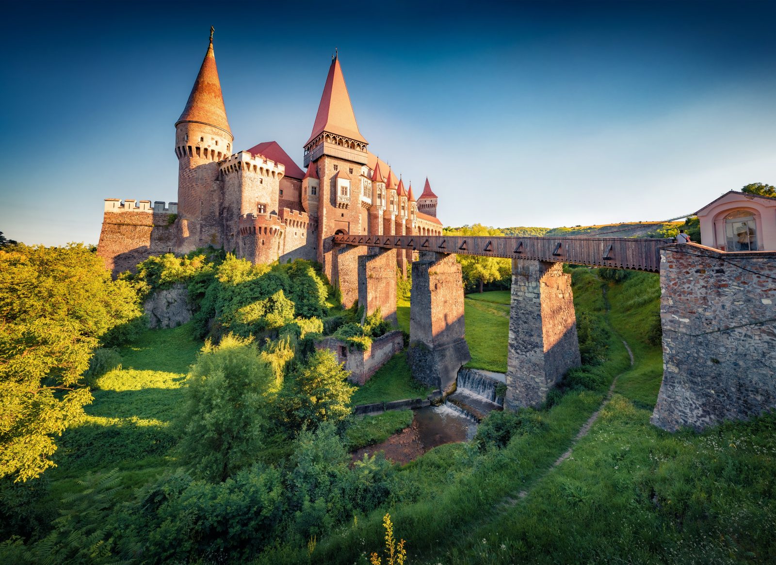 Castelul Corvinilor din Hunedoara, pe locul 2 în topul locurilor de vizitat de Halloween