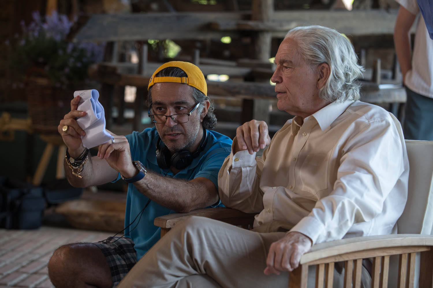 Serge Celebidachi și John Malkovich pe platourile de filmare de la "Cravata galbenă"
