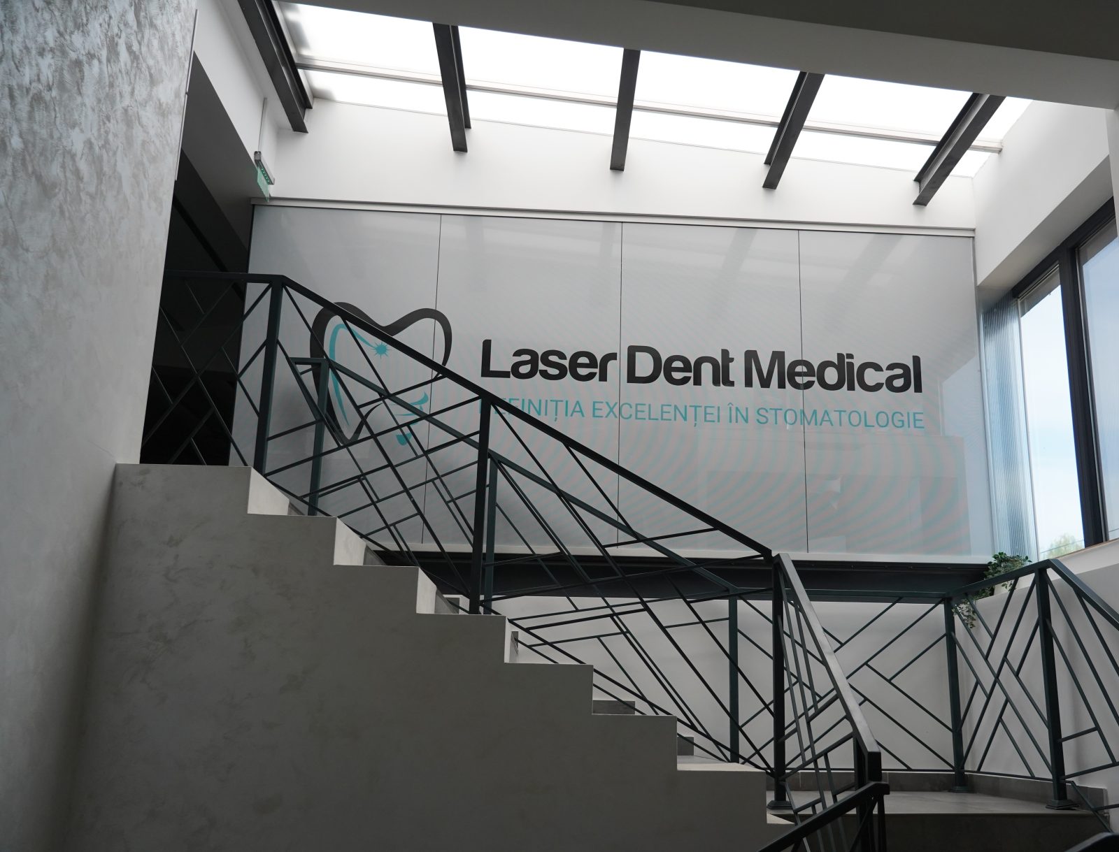 Laser Dent Medical, o rețea construită în jurul tehnologiei laser
