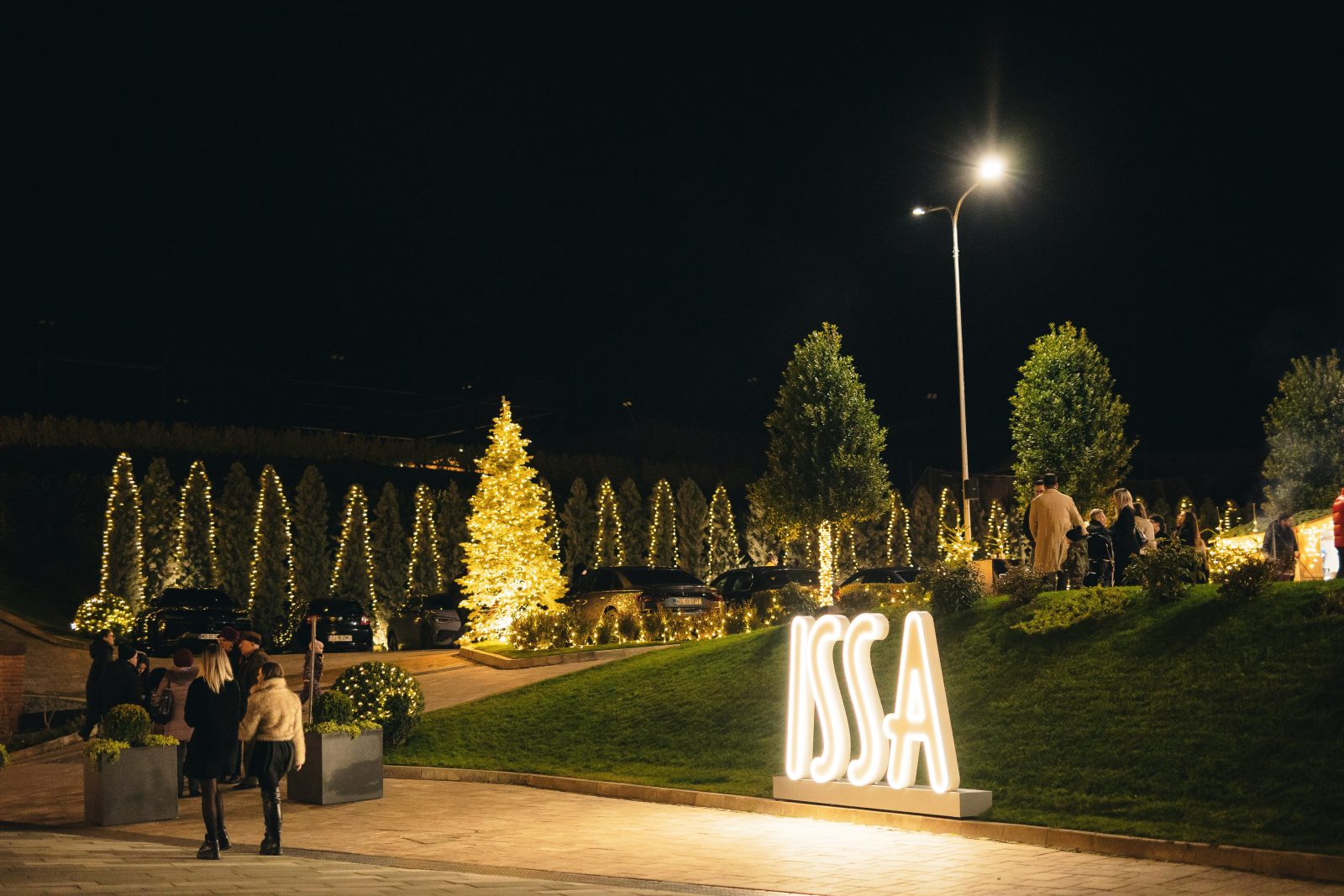 ISSA Christmas Fair 2025: Un nou reper de sărbători, cu design spectaculos și experiențe autentice în inima Transilvaniei