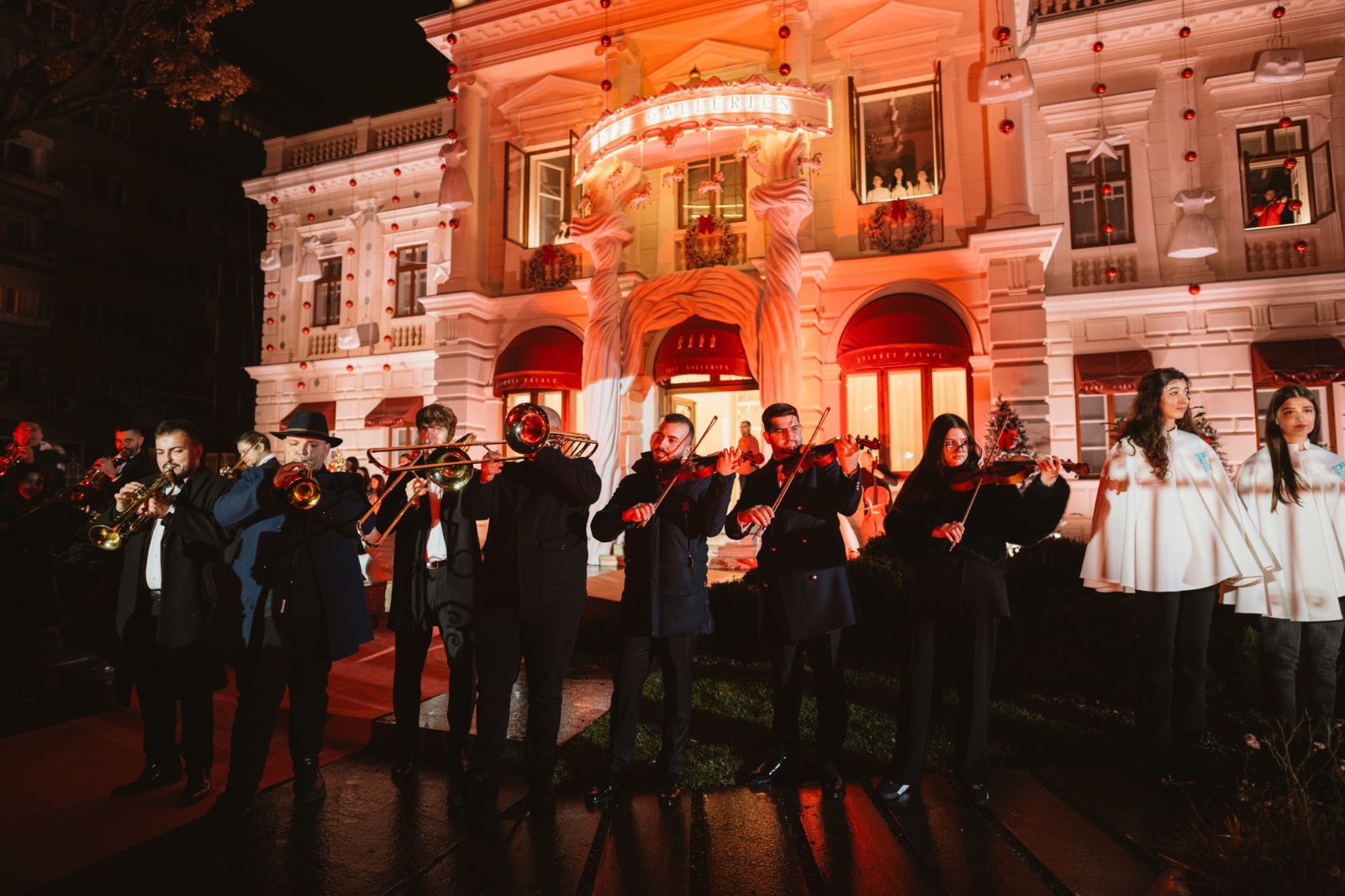 TOFF Galleries aprinde luminile de Crăciun la Palatul Știrbei și inaugurează o nouă eră a luxului în...