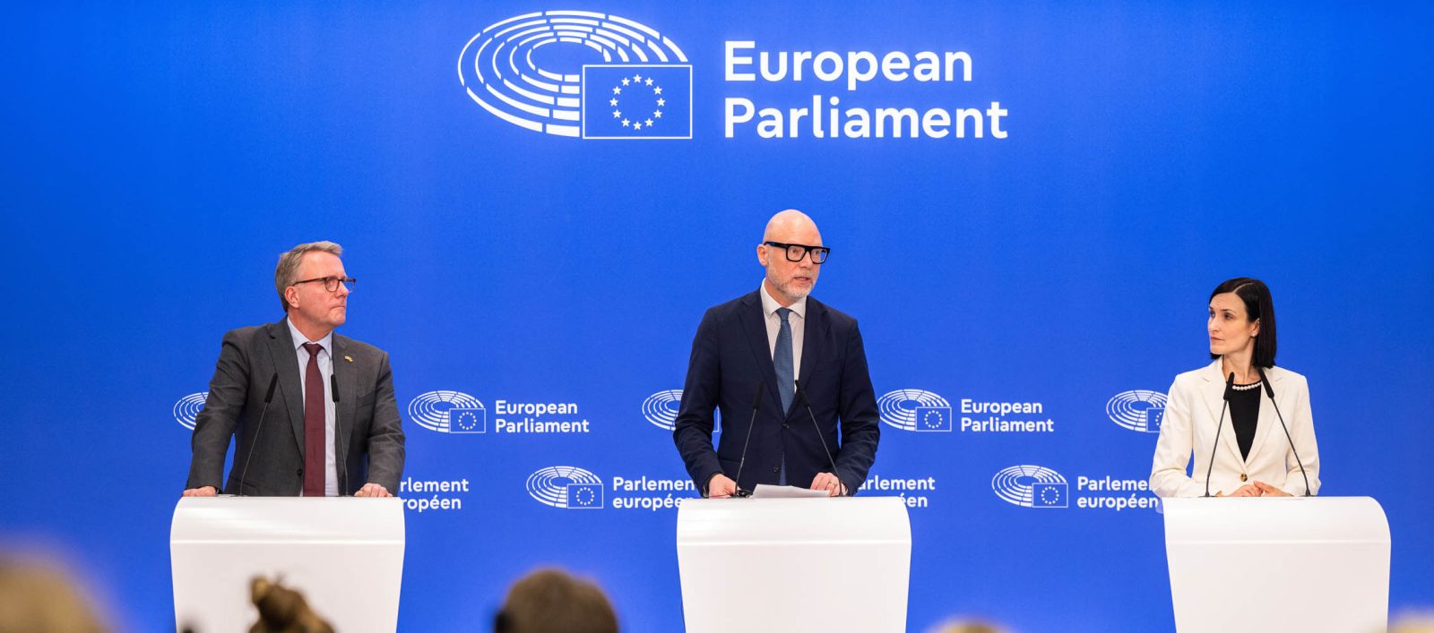 Parlamentul European - raportare de sustenabilitate