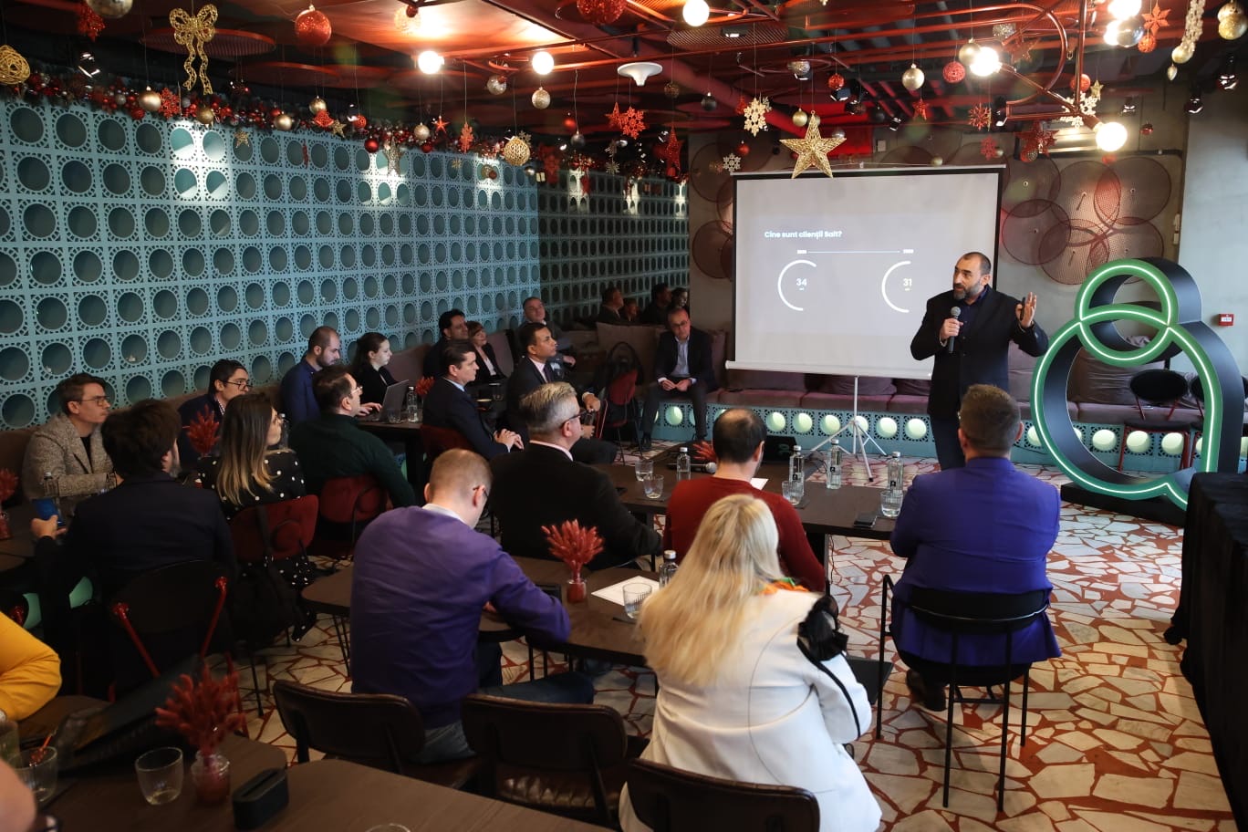 Salt Bank 10 Decembrie 2025 2