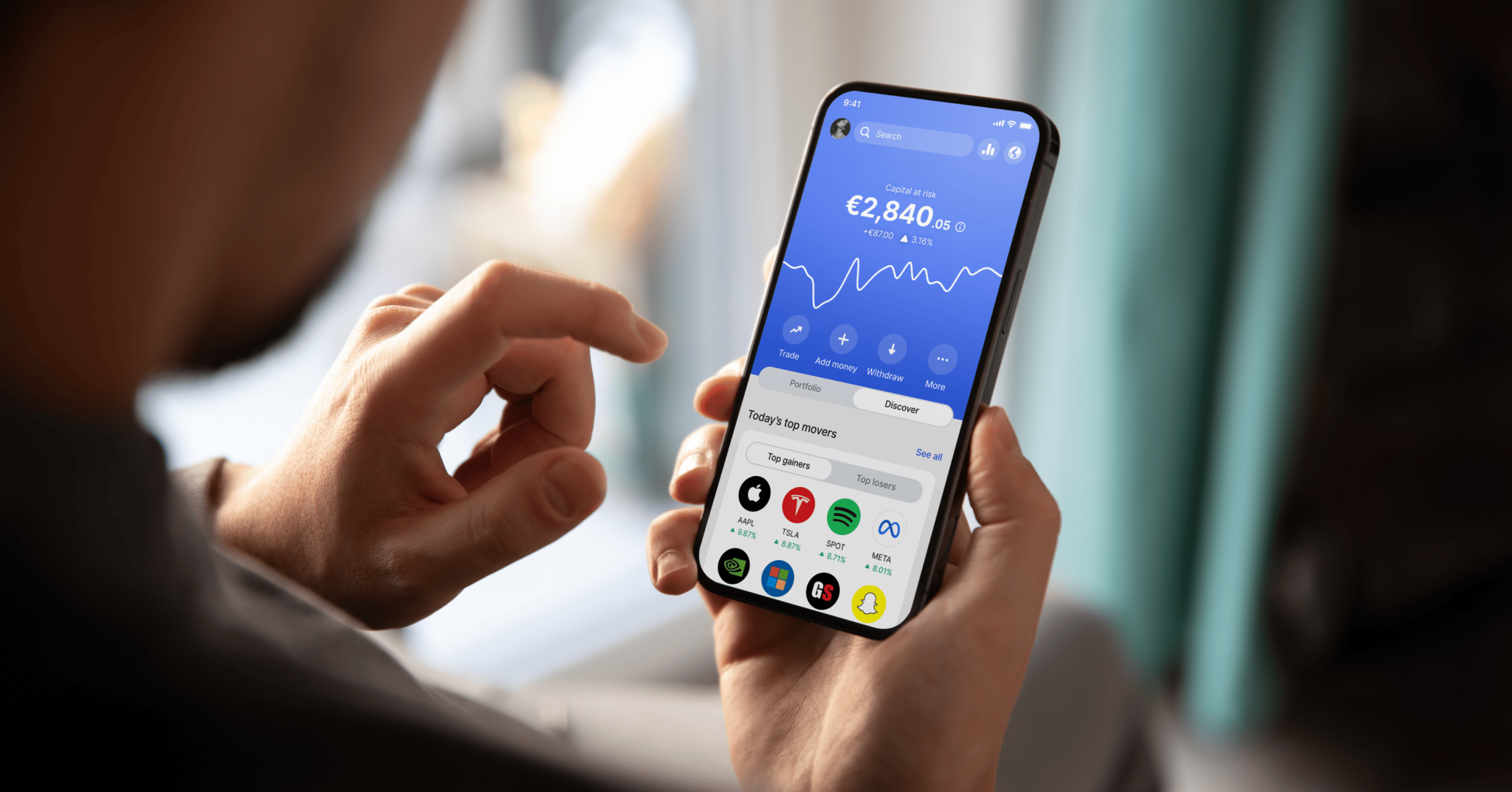 Cum a fost 2025 pentru românii care au investit prin Revolut