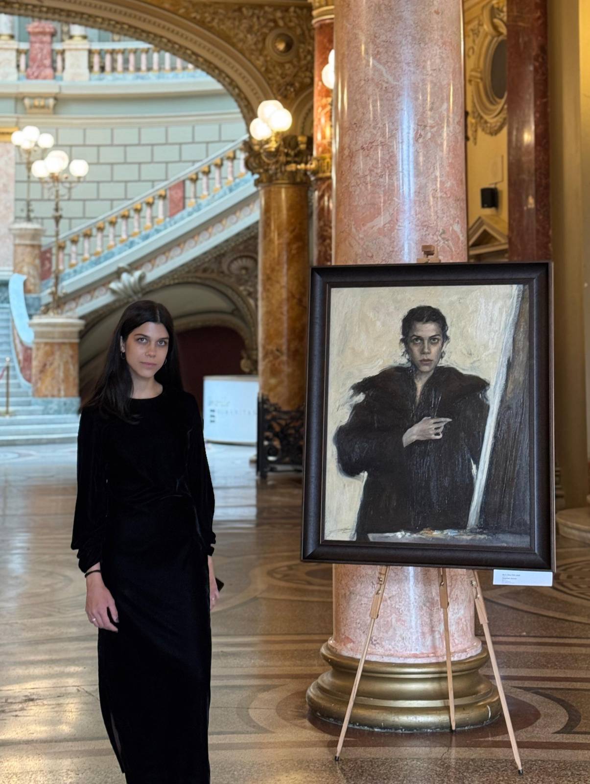 Un dialog cu artista Ilinca Țoța: autoportertul ca formă principală de exprimare