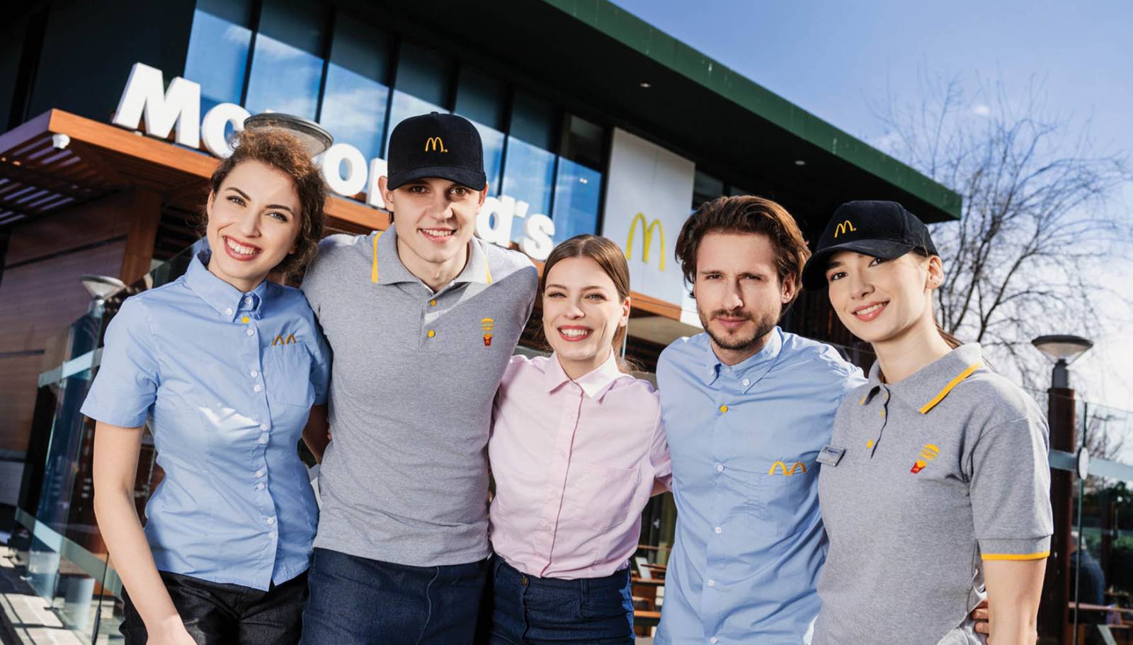 McDonald’s - angajati tineri