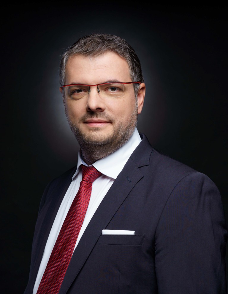 Robert Uzuna Vicepresedinte Corporate Affairs UB