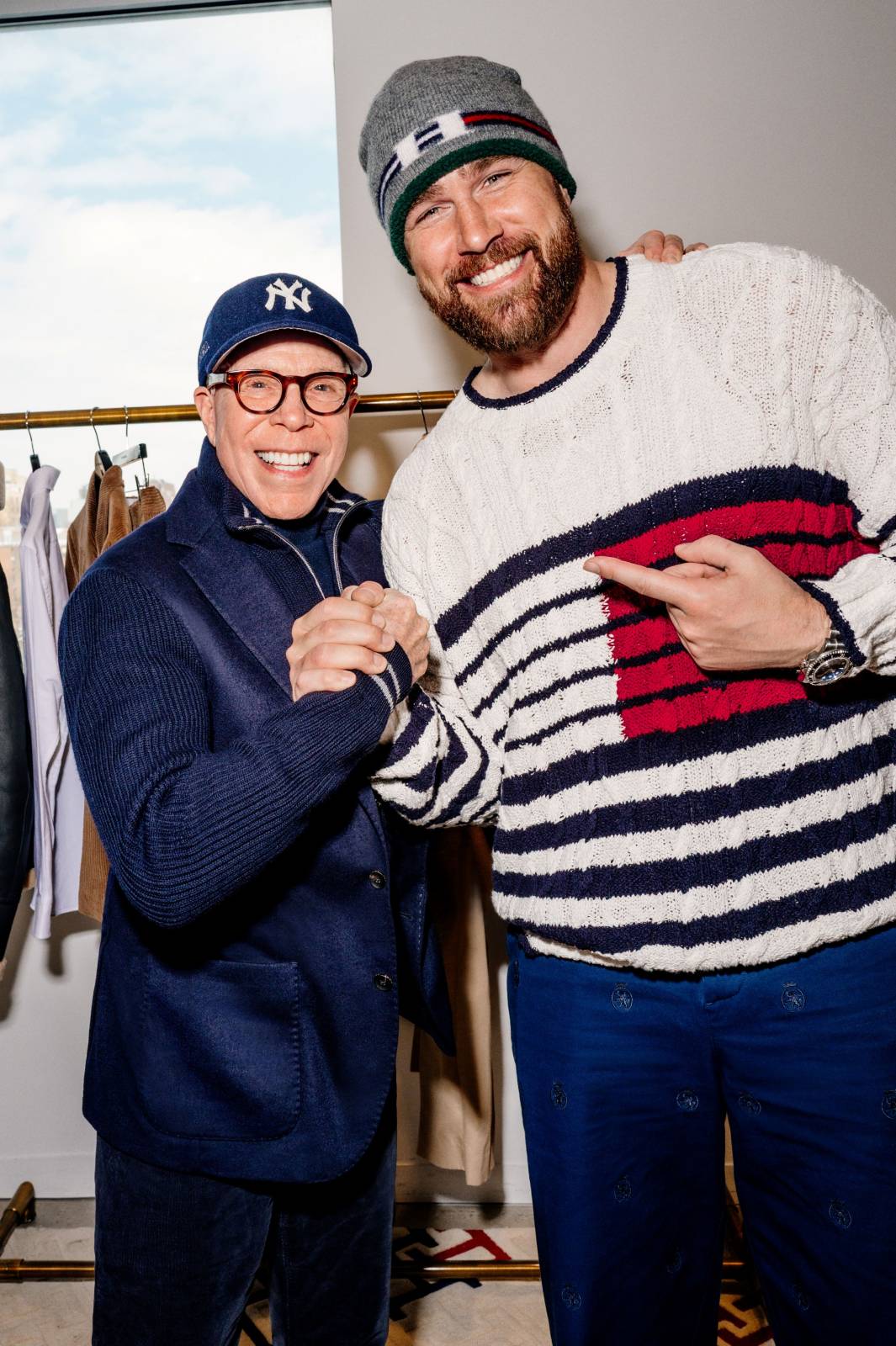 Travis Kelce si Tommy Hilfiger