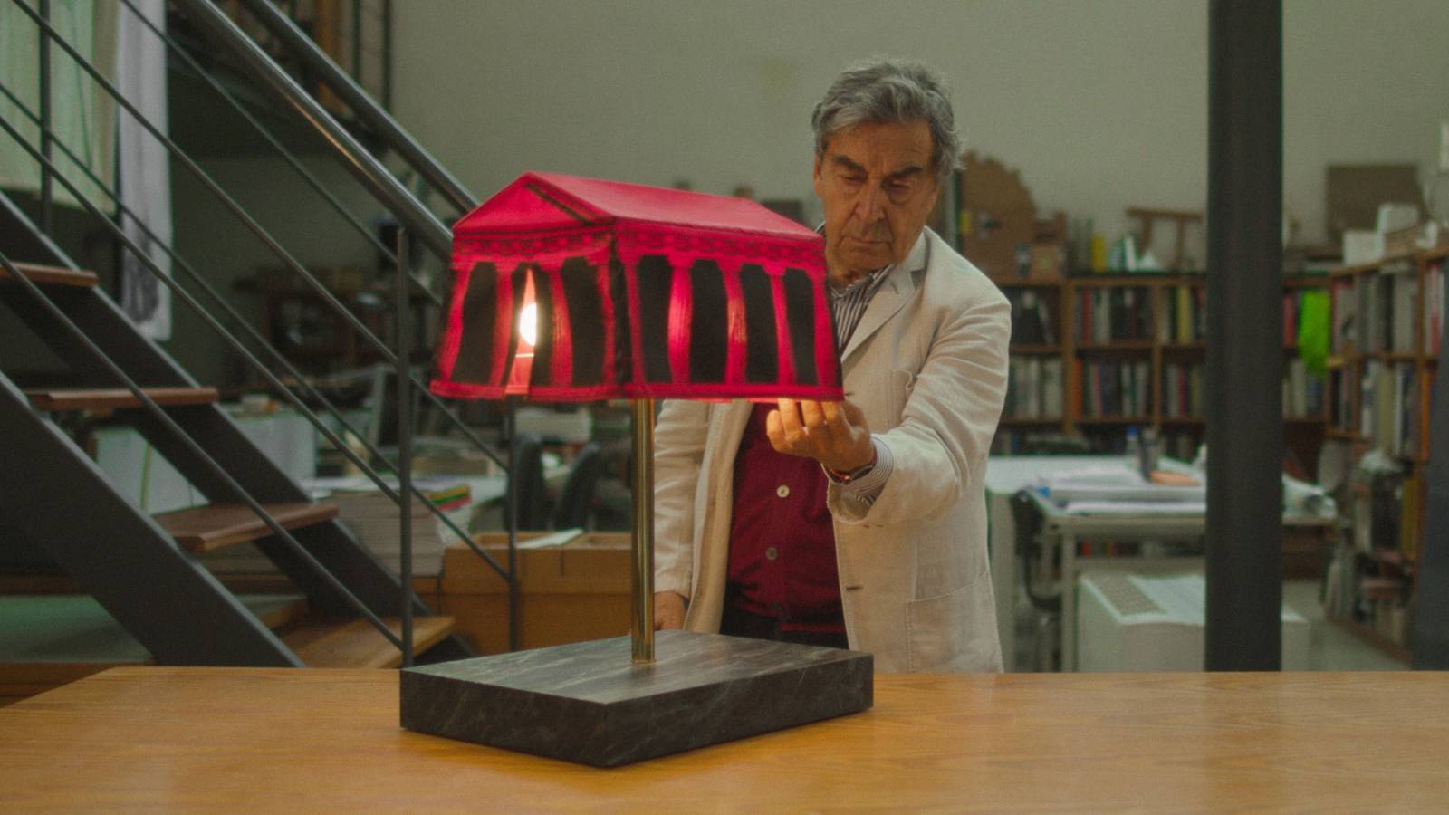 3.1. Expo Franco Raggi The Classic lamp. Film still from Being.Franco Raggi produced by Muse Factory of Projects 2025. © Muse Factory of Projects