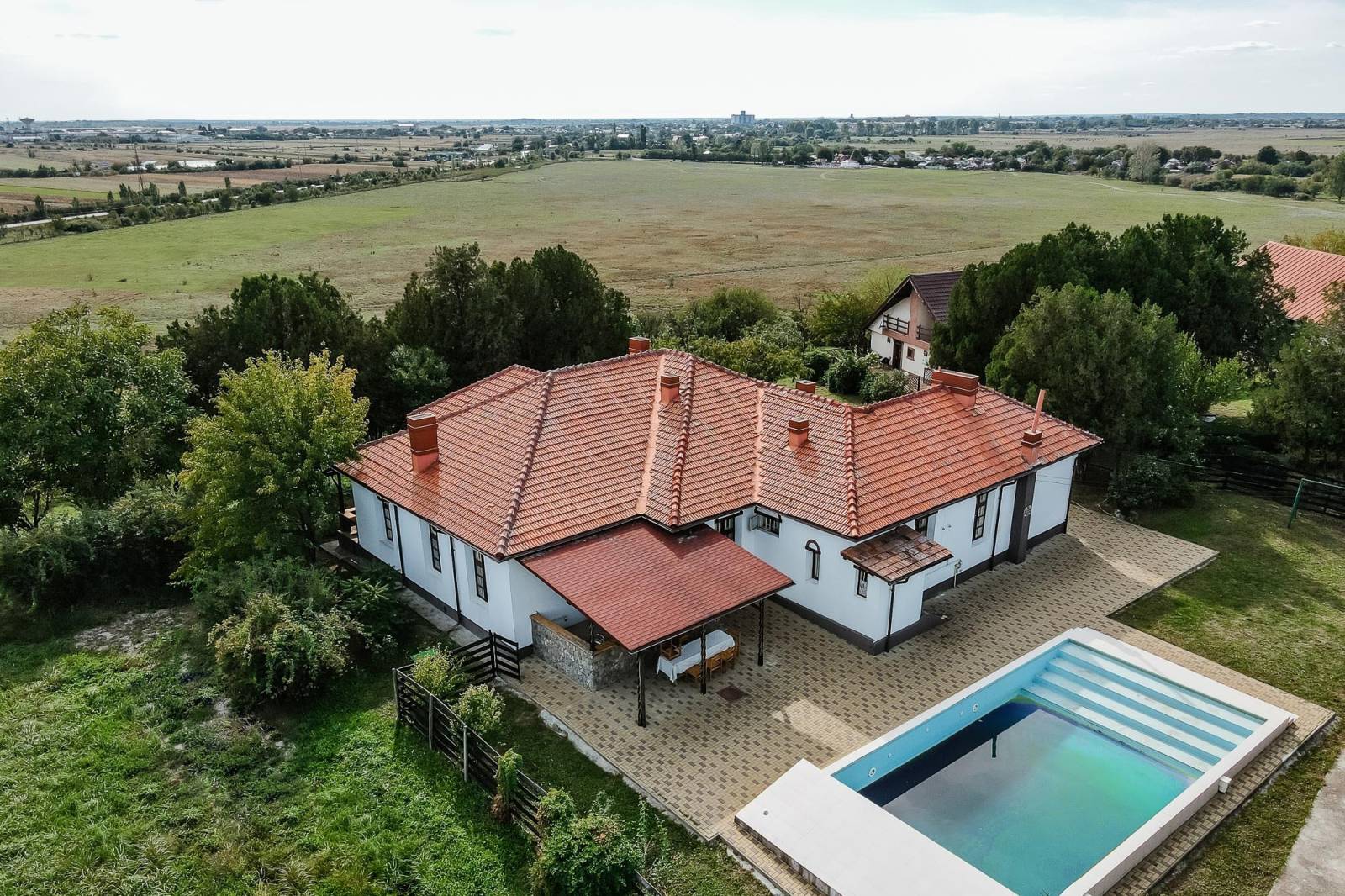 Conacul Kosca exterior 2