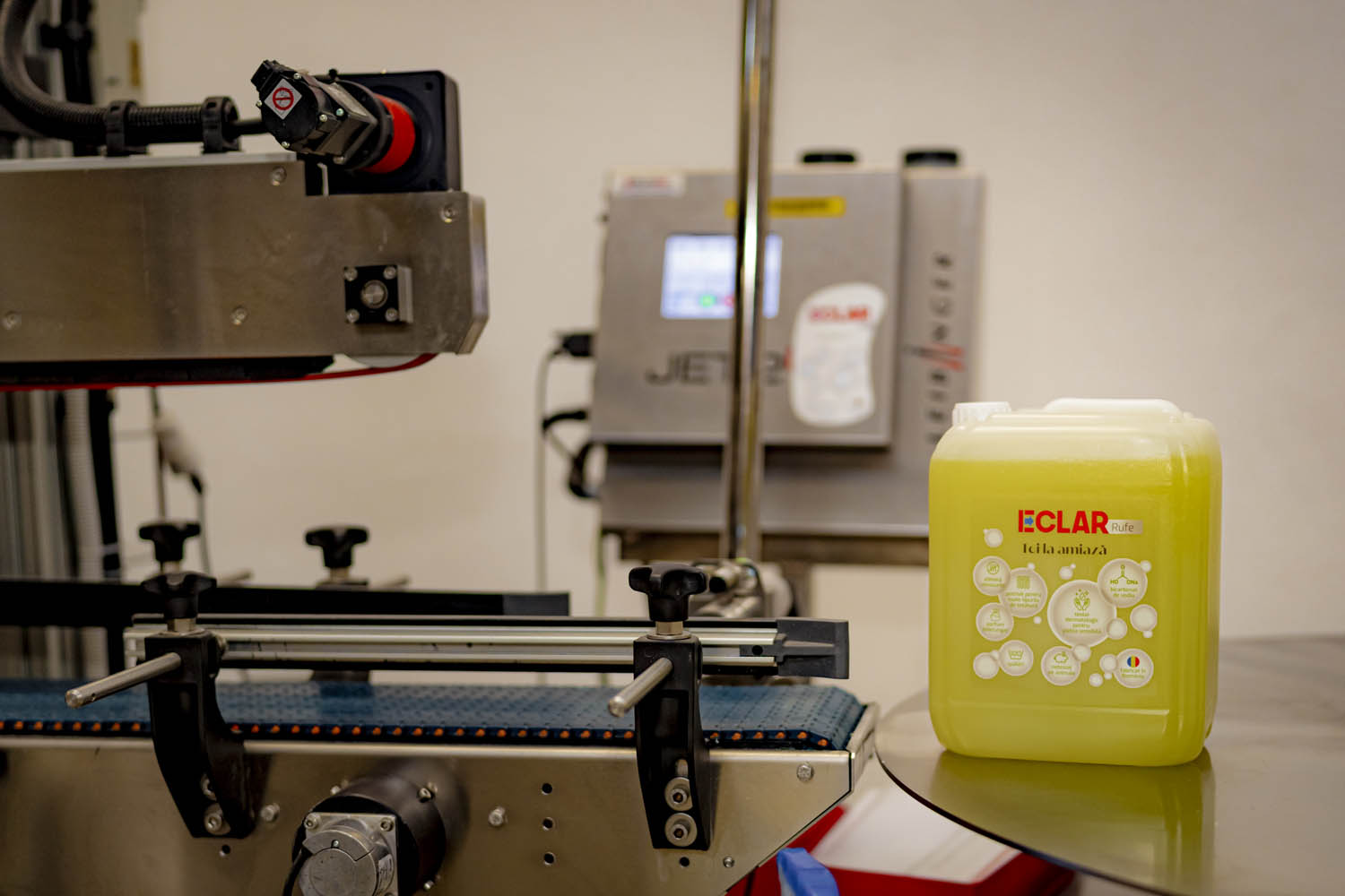 linie de producție ECLAR