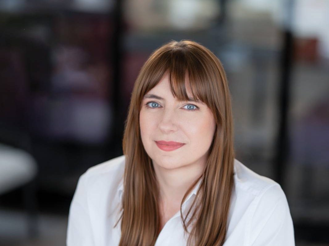 Eniko Peter Uniprest e1776677519358