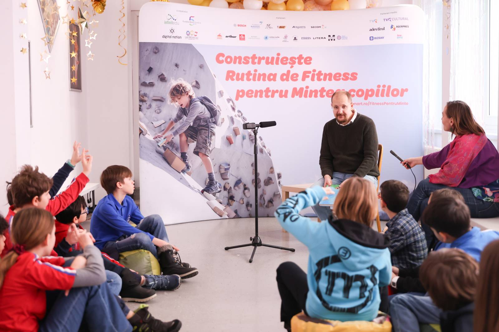 Fitness pentru minte Alec Blenche citeste copiilor