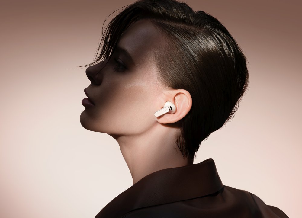 FreeBuds Pro 5 lifestyle 2