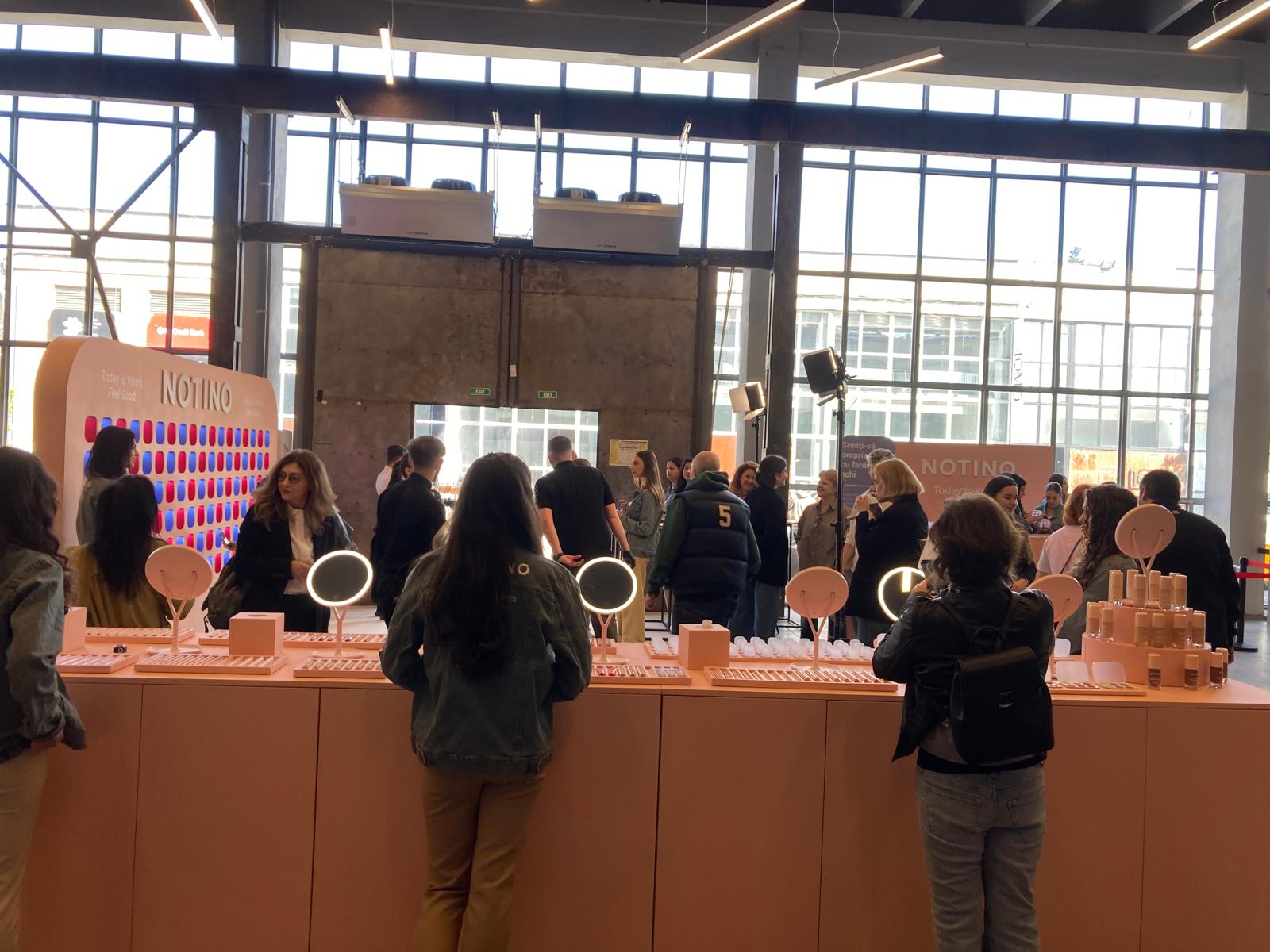 lansare Notiono collection