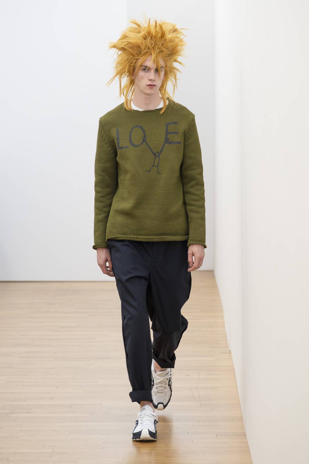 2.CDG x Dan Perjovschi collection foto Comme des Garcons
