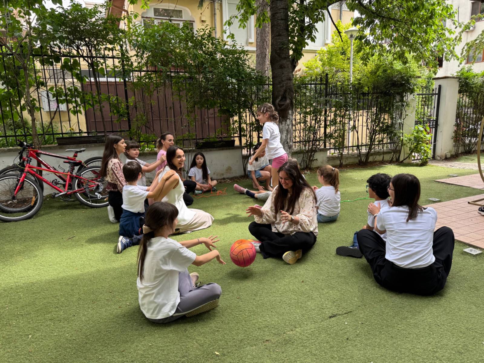 Victoria Yavorski și pariul unei educații fără frică: pedagogie pozitivă, DIY și incluziune 1 3 2
