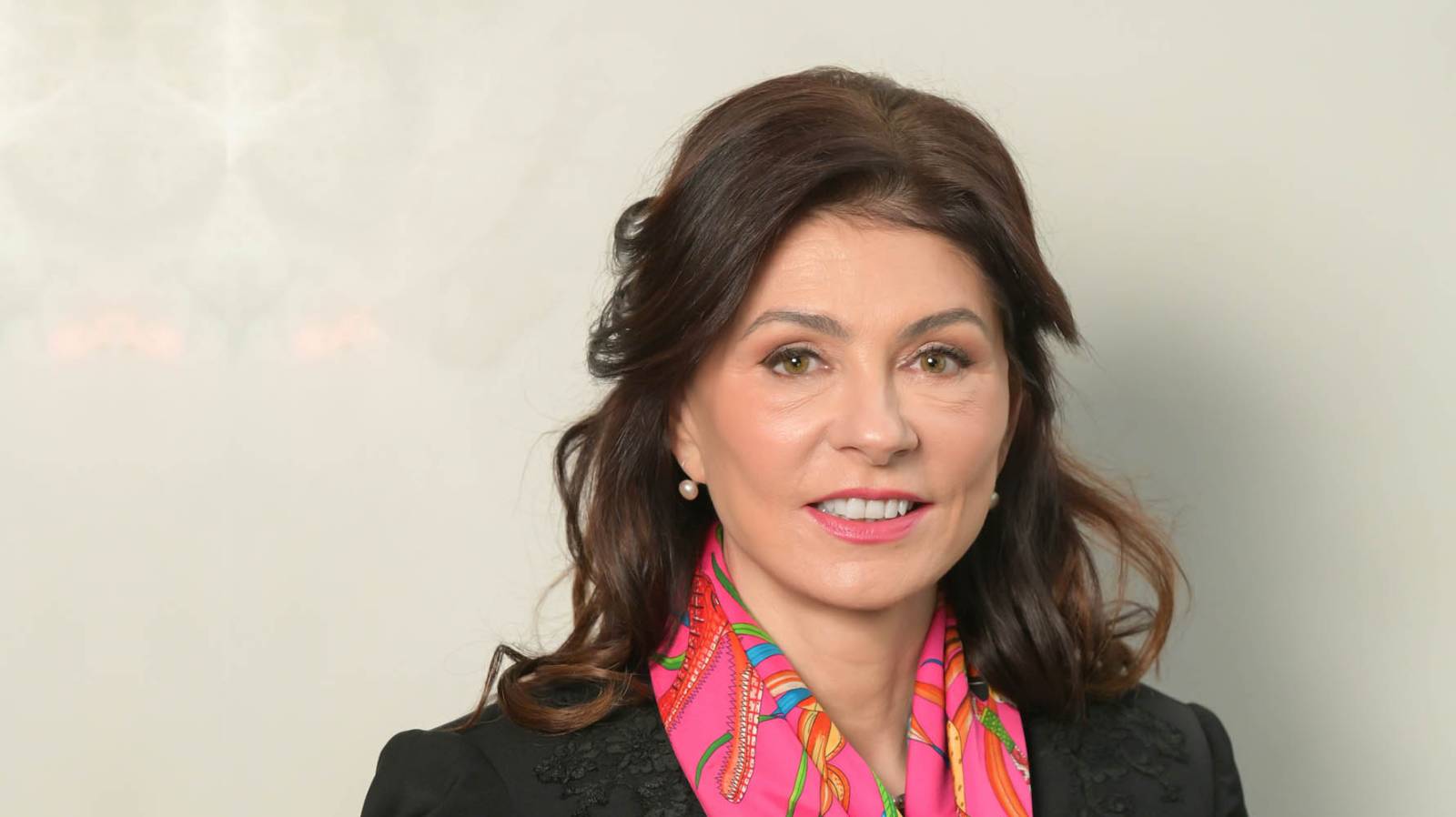 Antoaneta Curteanu, UniCredit Bank