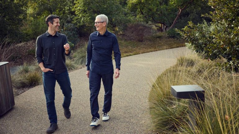 John Ternus & Tim Cook - Apple