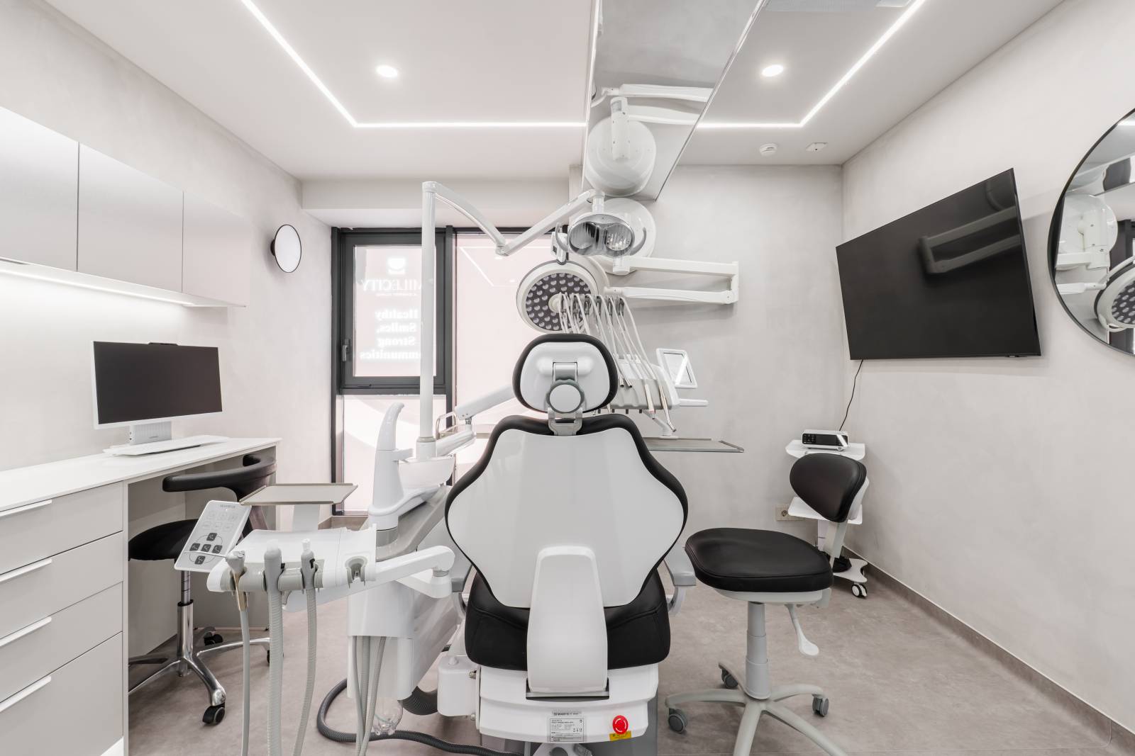 clinica de stomatologie Smile City